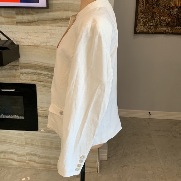 Talbots Off White Cardigan Jacket was the Two Front Pockets. Size 12 (861) - Picture 3 of 8